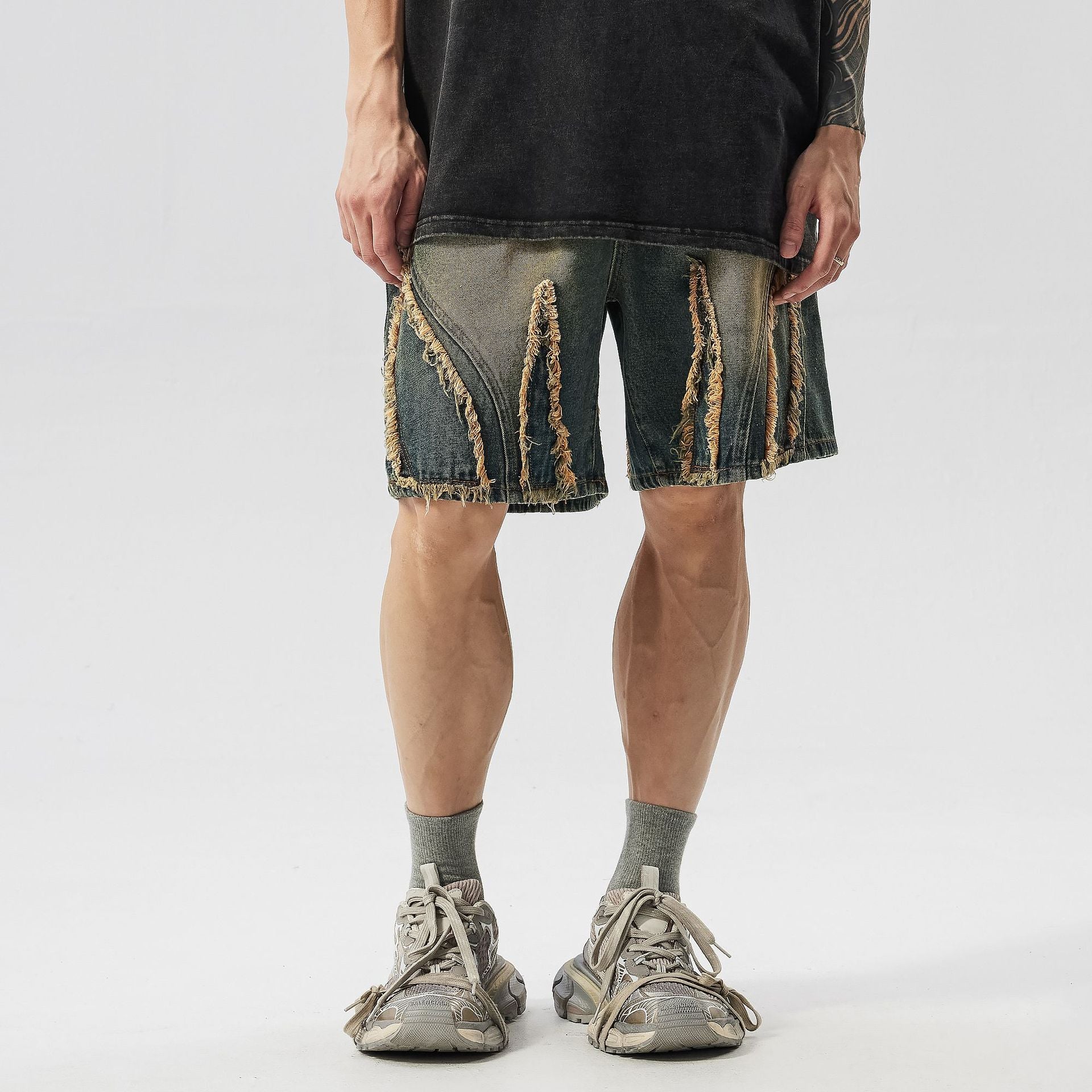 Retro washed frayed fringe denim shorts for men